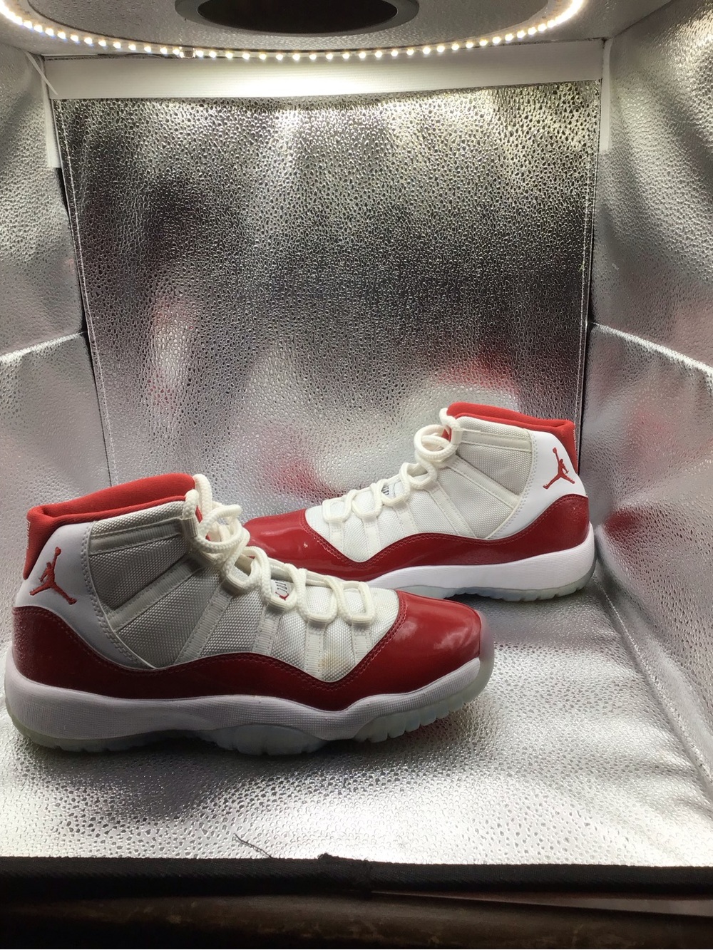 Jordan Kids White and Red Retro High-Top Sneakers